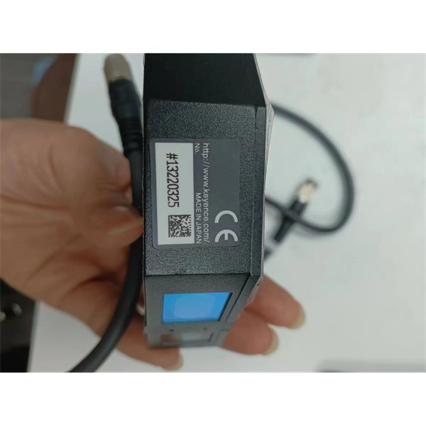 日本KEYENCE基恩士LK-G5000高精度CMOS激光位移傳感器感測頭LK-H080