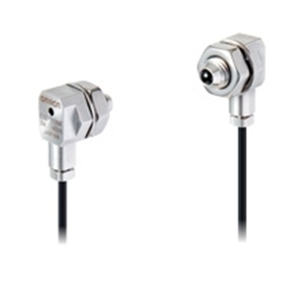 日本OMRON歐姆龍主機(jī)鏈接電纜 XW2Z-S-CV