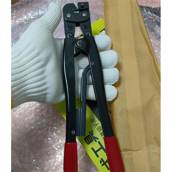 JST日本壓接工具 接口連接接頭UBA-4R-D14C2-4D